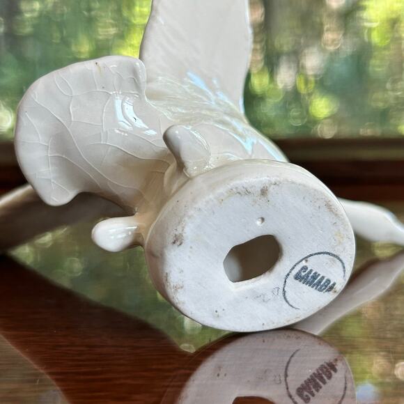 Vintage Ceramic Flying Goose Figurine – White Crackle Glaze – Made in Canada - Picture 5 of 13